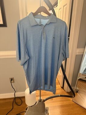 VGUC Vineyard Vines Men’s “On the Go Sankaty” Sky Blue Performance Polo